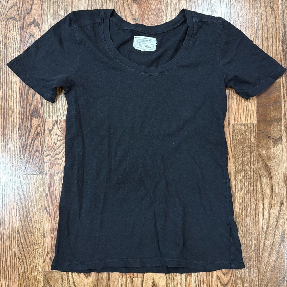 Current Elliot black short sleeve top